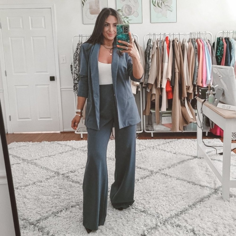 WHBM blue wide leg pant suit